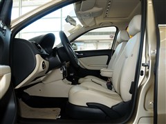 2011款 1.6L 自动品雅版