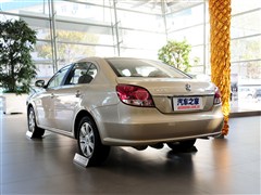 2011款 1.6L 自动品雅版