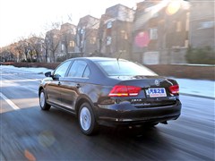 2013款 1.6L 自动豪华版