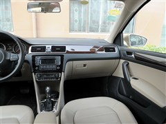 2013款 1.6L 自动豪华版
