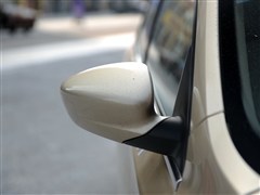 2013款 1.6L 自动豪华版