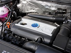 2013款 2.0TSI 自动四驱旗舰版