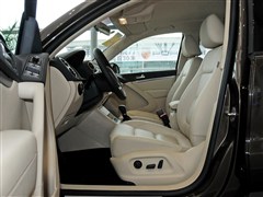 2013款 1.8TSI 自动两驱舒适版