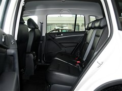 2013款 1.8TSI 自动四驱舒适版