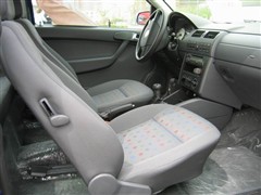 2004款 1.6L 三门旋风型