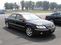 2005款 3.2L V6 5座豪华版