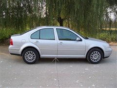 2004款 1.8T 自动尊贵