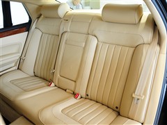 2011款 3.6L V6 5座加长商务版
