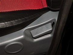 2012款 LV 1.5L AMT豪华型