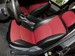 2012款 LV 1.5L AMT豪华型