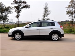 2011款 Cross 1.6L 手动尊逸型