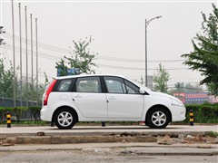 2011款 1.5L 手动豪华型