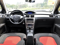 2011款 Cross 1.6L 自动尊逸型