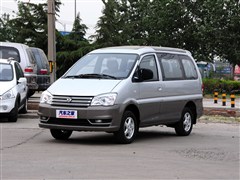 2012款 M5 Q3 2.0L 短轴标准版
