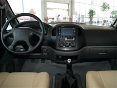 2013款 V3 1.5L 7座豪华型