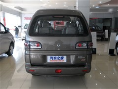 2014款 M3 1.6L 7座舒适型