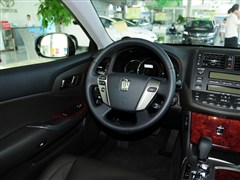 2012款 V6 2.5L Royal 真皮版