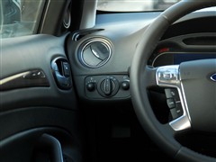 2010款 2.3L 豪华型