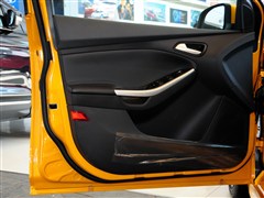 2013款 2.0T ST 橙色版