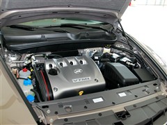 2011款 2.0L 自动尊贵版