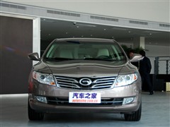 2011款 2.0L 自动尊贵版