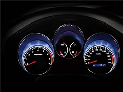 2012款 1.8L 手动7座创想版