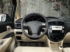 2013款 1.6L 手动7座开拓版