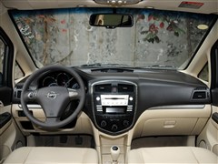 2013款 1.6L 手动7座开拓版