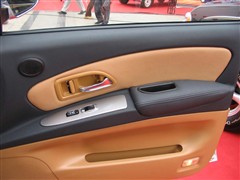 2005款 2.4L 两驱超豪华型
