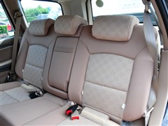 2010款 领先版 2.4L 四驱豪华型