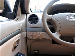 2010款 锐意版 2.0L 豪华型