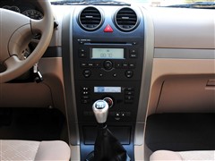 2010款 锐意版 2.0L 豪华型