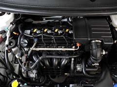 2013款 1.5L 手动标准型