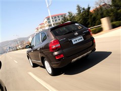 2012款 1.8T 手动两驱商务版