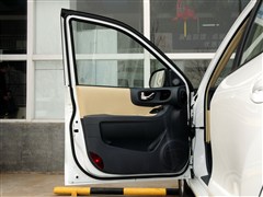 2012款 2.7L 自动四驱旗舰型