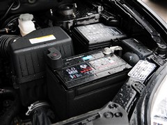 2012款 2.0L 手动两驱天窗版