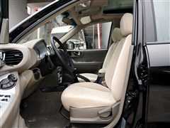 2012款 2.0L 手动两驱天窗版