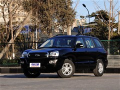 2012款 2.0T 柴油手动四驱飓风型