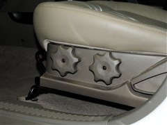 2012款 1.8T 手动两驱导航版