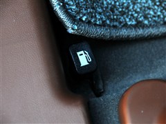 2013款 1.8T 手动两驱智尊版