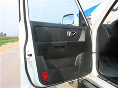 2005款 2.9L 手动四驱