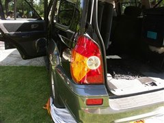 2004款 2.5L 手动两驱