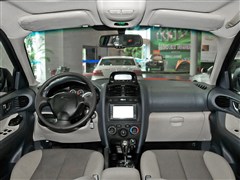 2013款 1.8T 自动两驱天窗版