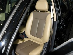 2013款 1.8T 自动两驱天窗版