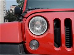 2014款 2.8TD 四门版 Sahara