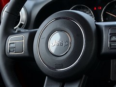 2014款 2.8TD 四门版 Sahara