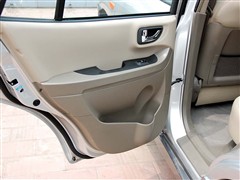 2006款 2.7L 自动四驱豪华型