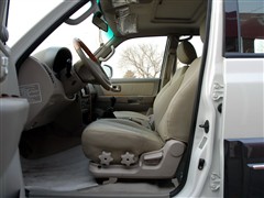 2008款 2.4L 手动四驱豪华