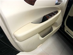 2011款 1.8T 手动舒适汽油版