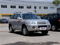 2011款 2.0L 手动两驱豪华型